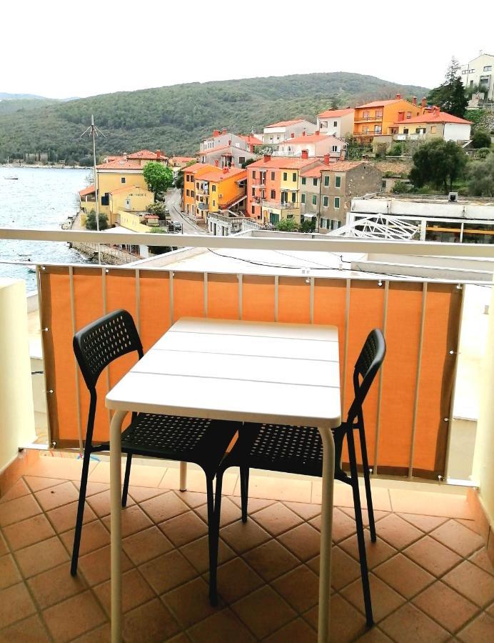 Apartment Suzie Q - Intermezzo With Sea View ラバック エクステリア 写真